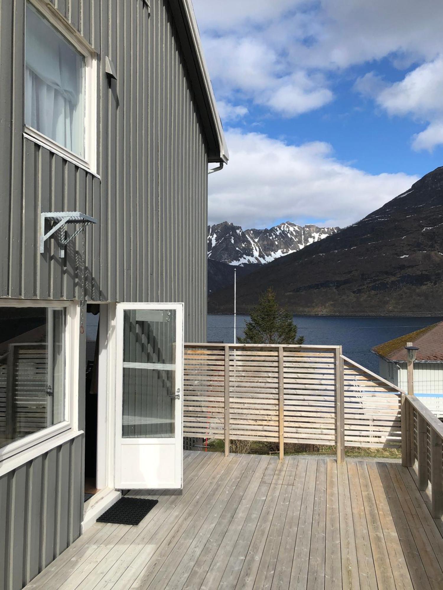 Vacation Home In Fjordgard With Views Of Segla And The Fjord Exterior foto